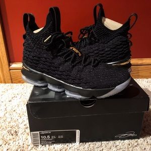 LeBron 15’s Black and Gold Size 10.5